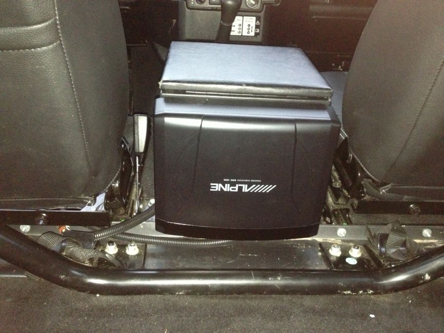 defender alpine subwoofer