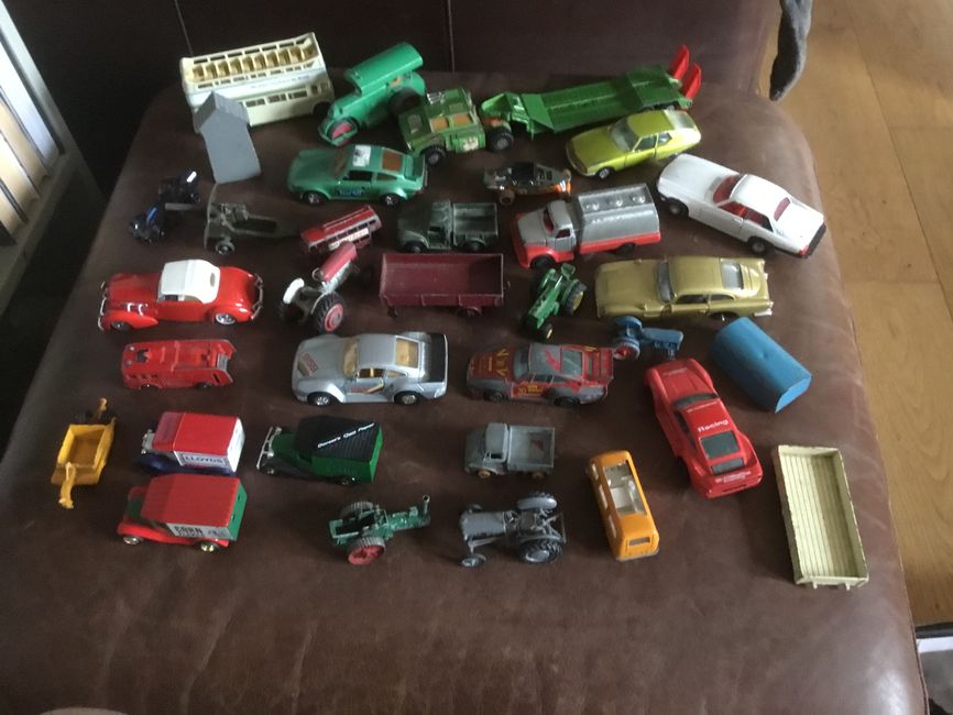 DEFENDER2.NET - View topic - [For Sale] Old toy cars