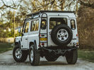 medium_1991_Land_Rover_Defender_90_200tdi_03.jpeg