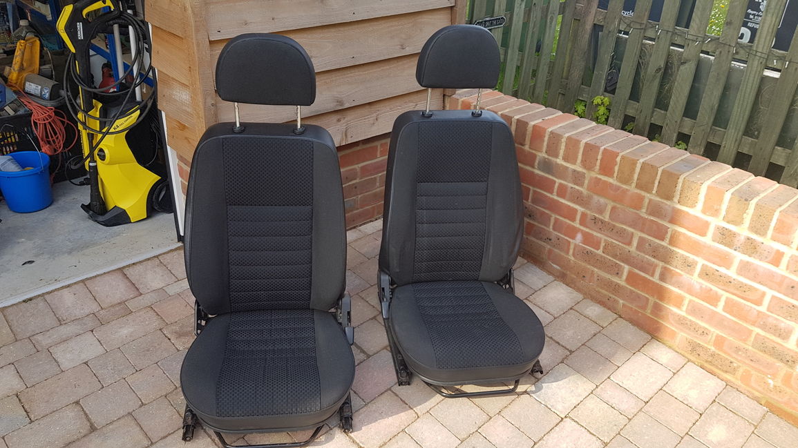 DEFENDER2.NET - View topic - [For Sale] Puma front seats & heated XS bases